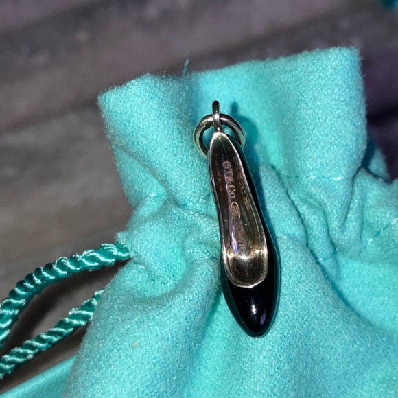 Authentic Tiffany & Co high heel pump Tiffany’s blue sole retired charm like new - Picture 10 of 10